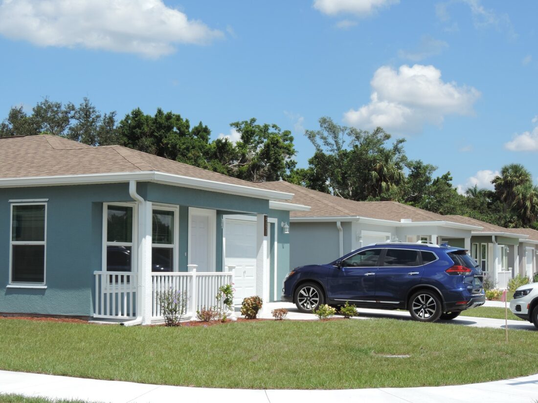 Red Sox volunteer with Habitat for Humanity News, Sports, Jobs